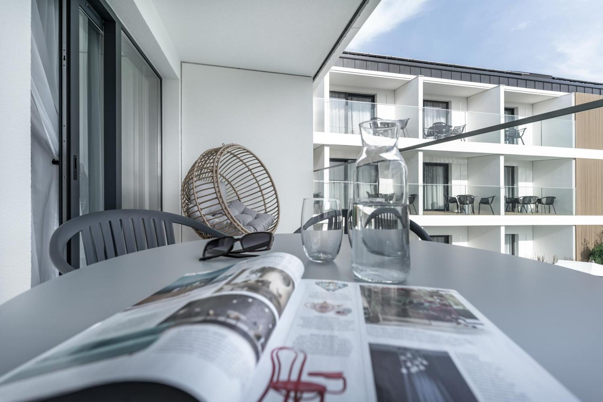 Rosa Style Aparthotel Rowy  Exteriör bild